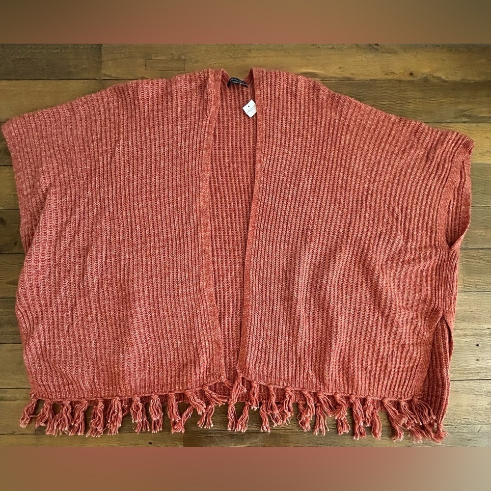 💖5 for $50💖American Eagle Rust Orange Knit Poncho Shawl Fringe Tassel Trim - Picture 3 of 8